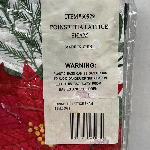 2 Christmas Poinsettia Lattice Pillow Shams Standard Quilted Holiday Decoration - Picture 8 of 9